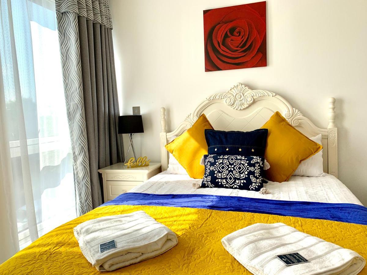 2-Bedrooms Modern Apartment Next To Velodrome, Lounge, Balcony, Parking, Abba London Kültér fotó
