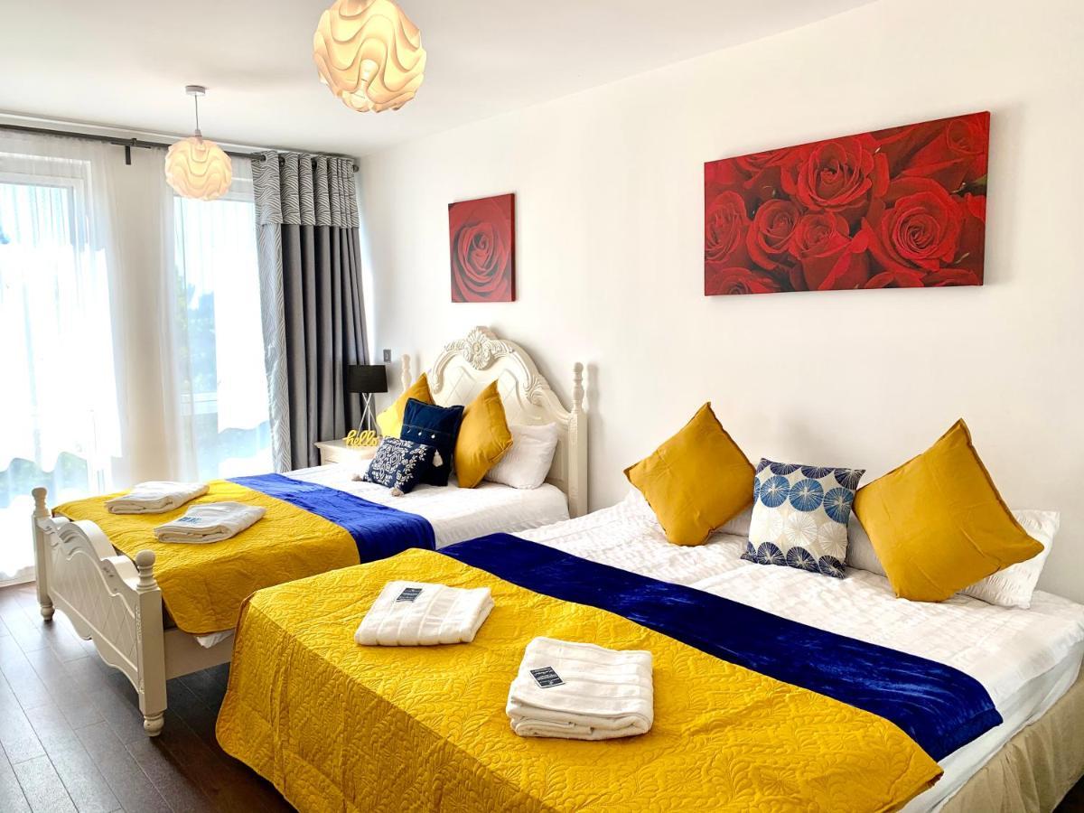2-Bedrooms Modern Apartment Next To Velodrome, Lounge, Balcony, Parking, Abba London Kültér fotó